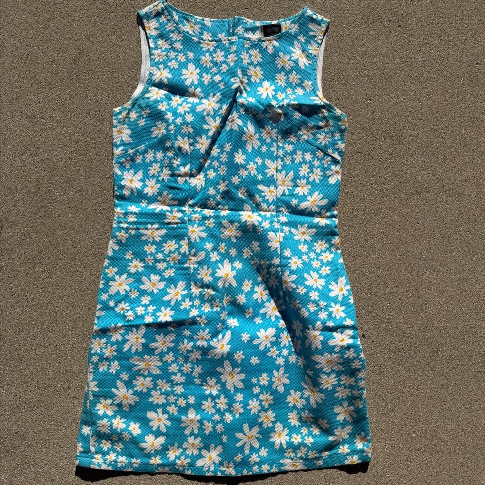 Vintage Floral Sleeveless Dress - Blue and White